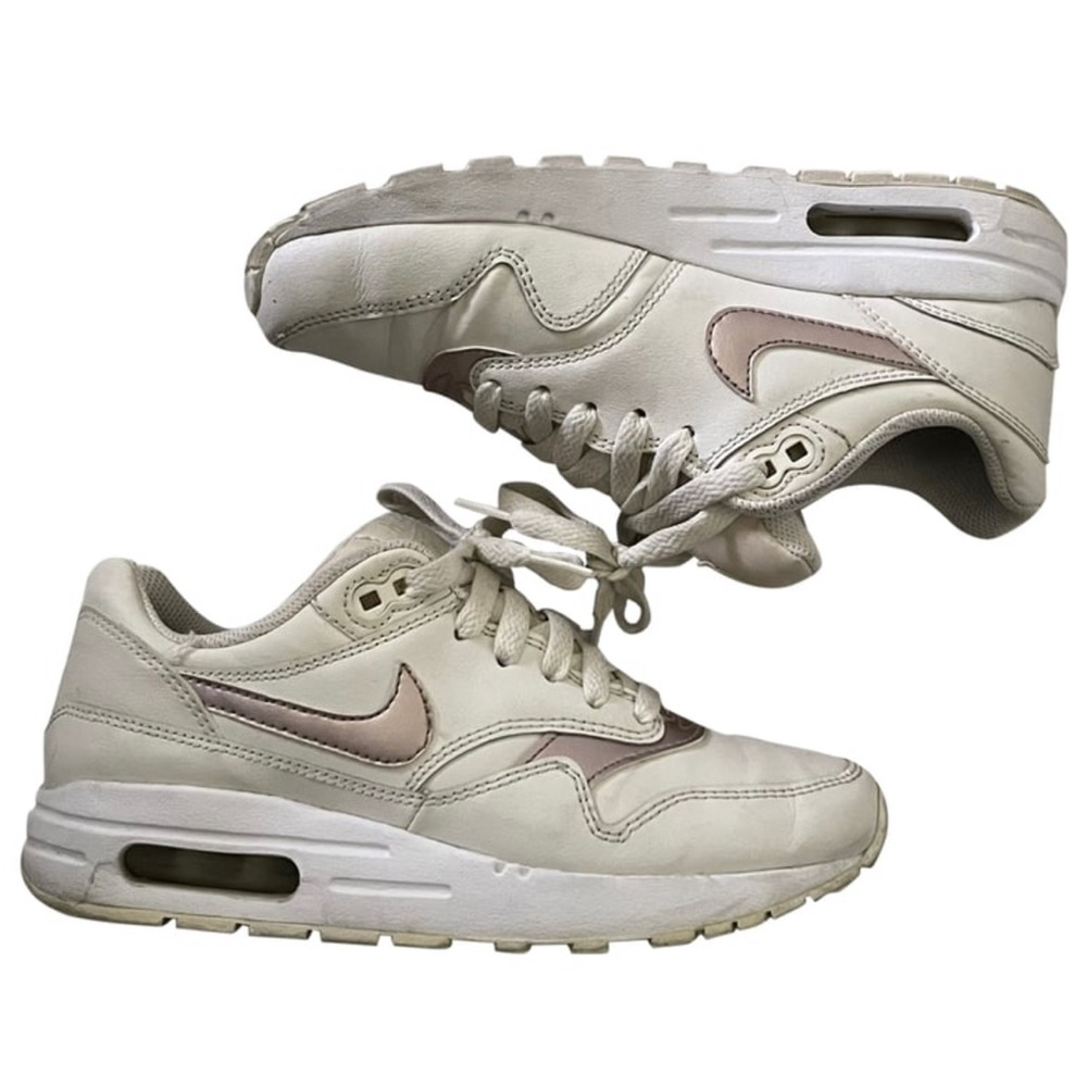 Nike Air Max 1 Sneakers